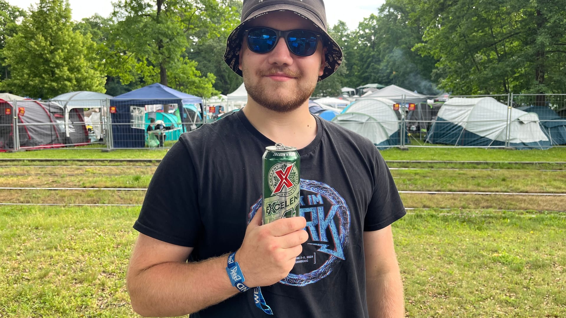 Jacob aus der Nähe von Bautzen: Er freut sich darüber, dass es in diesem Jahr kein Warsteiner mehr gibt.