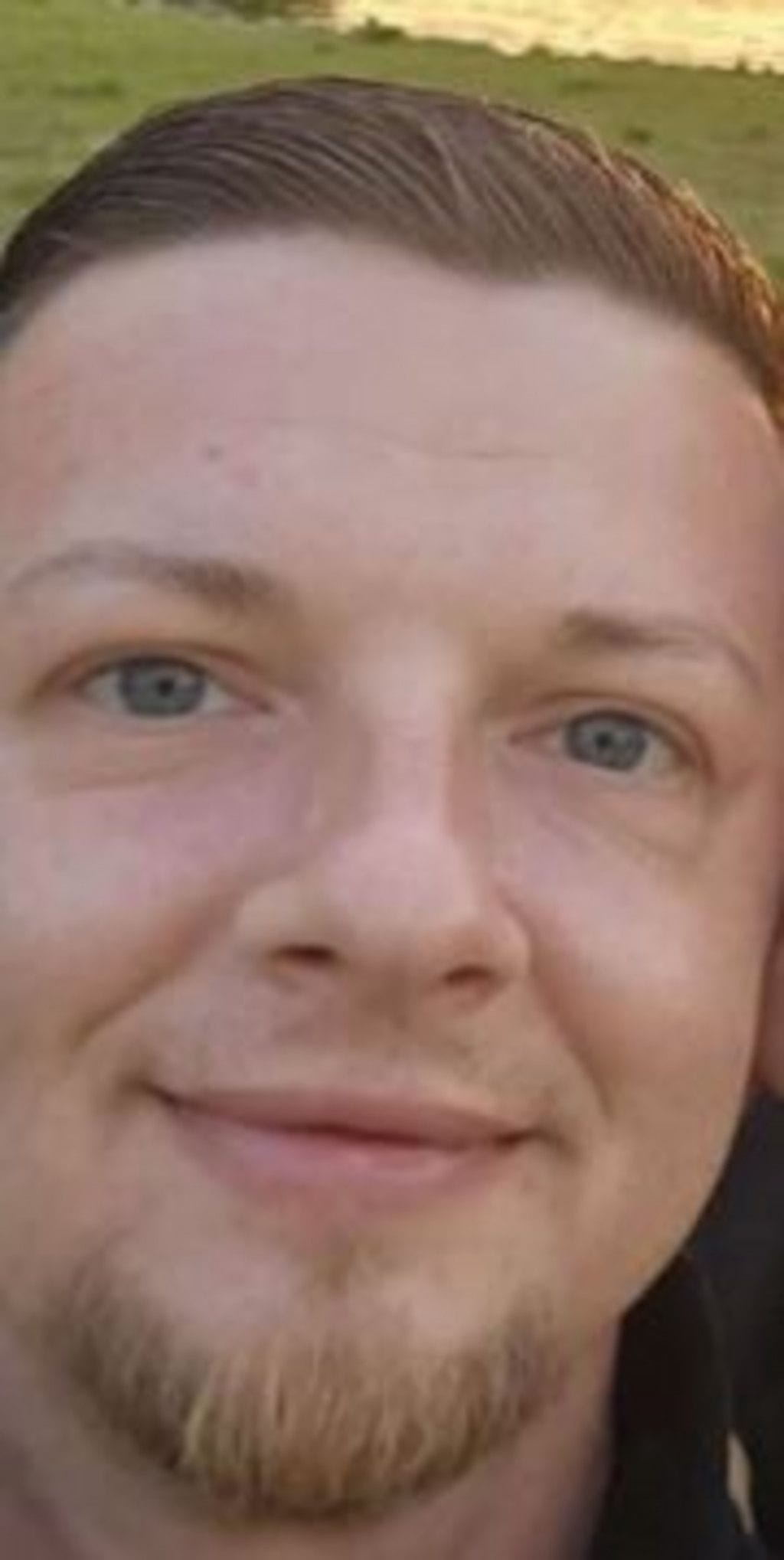 Mit diesem Foto fahndet die Polizei in Sachsen-Anhalt nach Andy B.