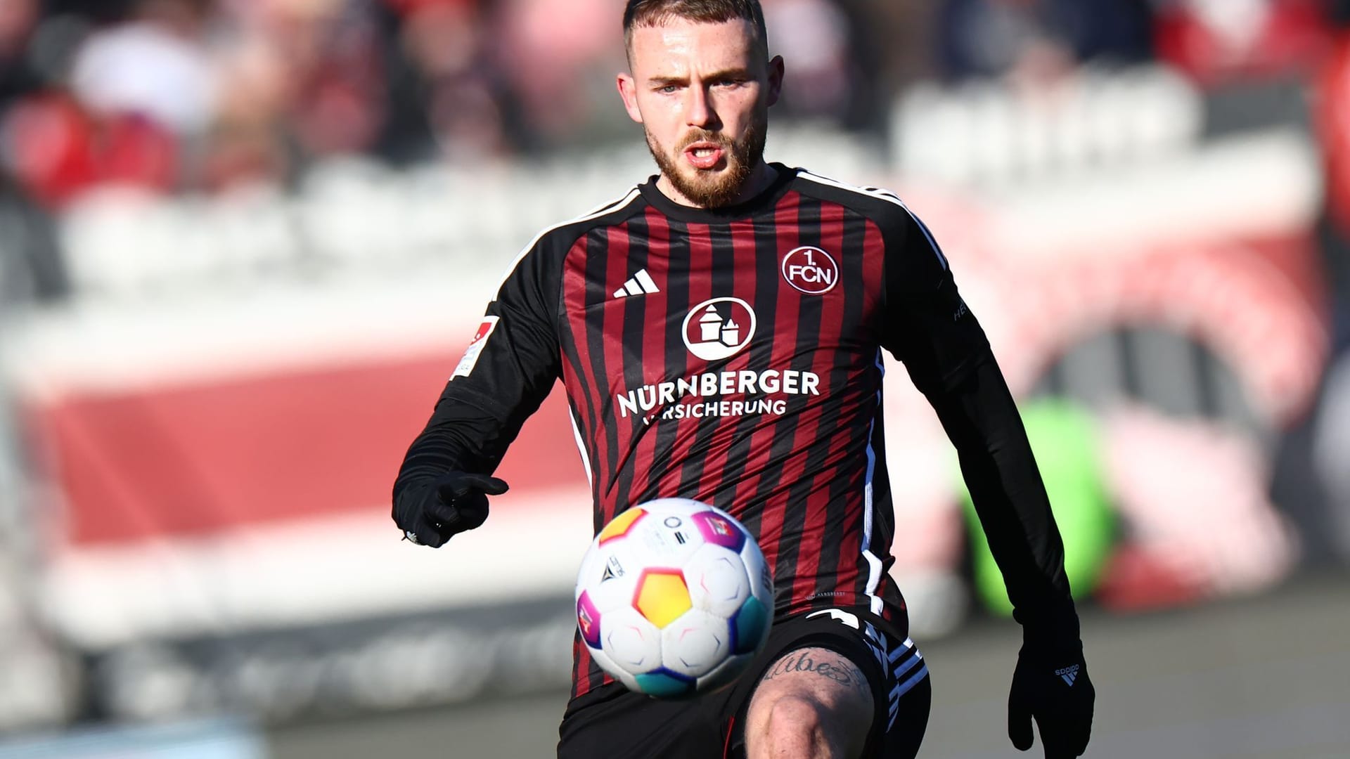 Jannes Horn (Archivbild): Der Abwehrspieler verlässt den 1. FC Nürnberg Jannes Horn (Archivbild): Der Abwehrspieler verlässt den 1. FC Nürnberg