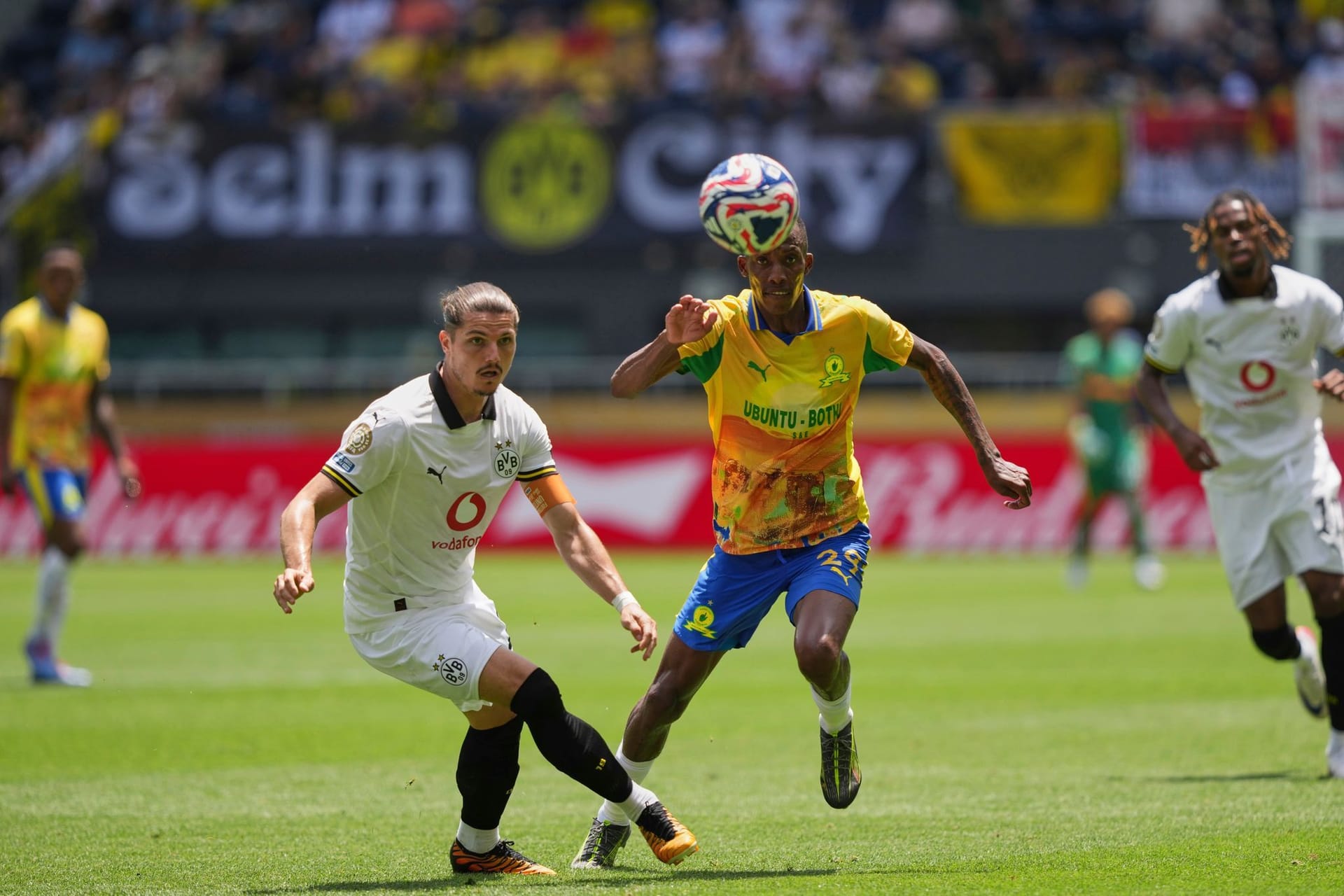 Mamelodi Sundowns - Borussia Dortmund