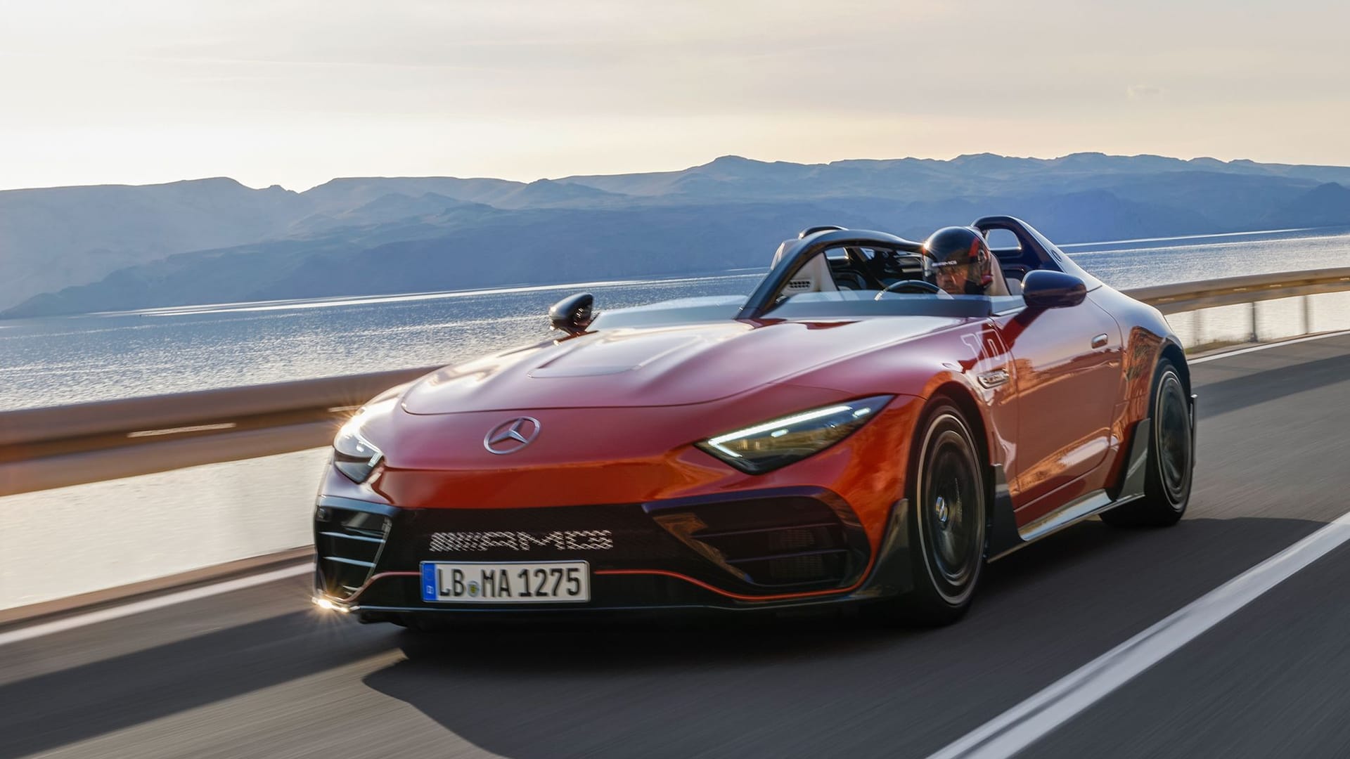 Radikal offen: Der AMG Pure Speed fährt ohne Scheibe und nur für 250 Kunden.