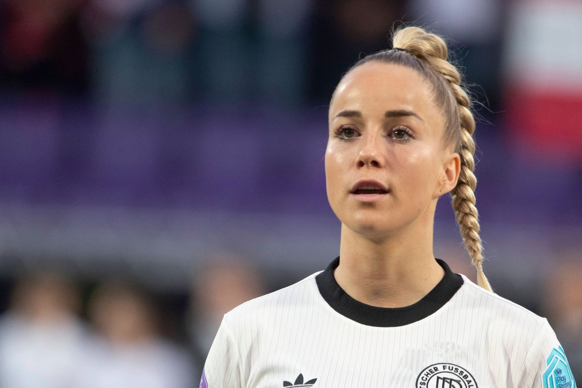 Giulia Gwinn: Sie ist Kapitänin der DFB-Frauen.