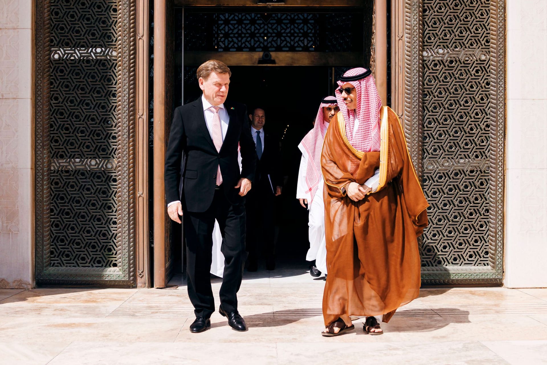 Johann Wadephul: Der deutsche Außenminister müht sich mit Blick auf den Krieg zwischen Israel und dem Iran um eine Deeskalation.