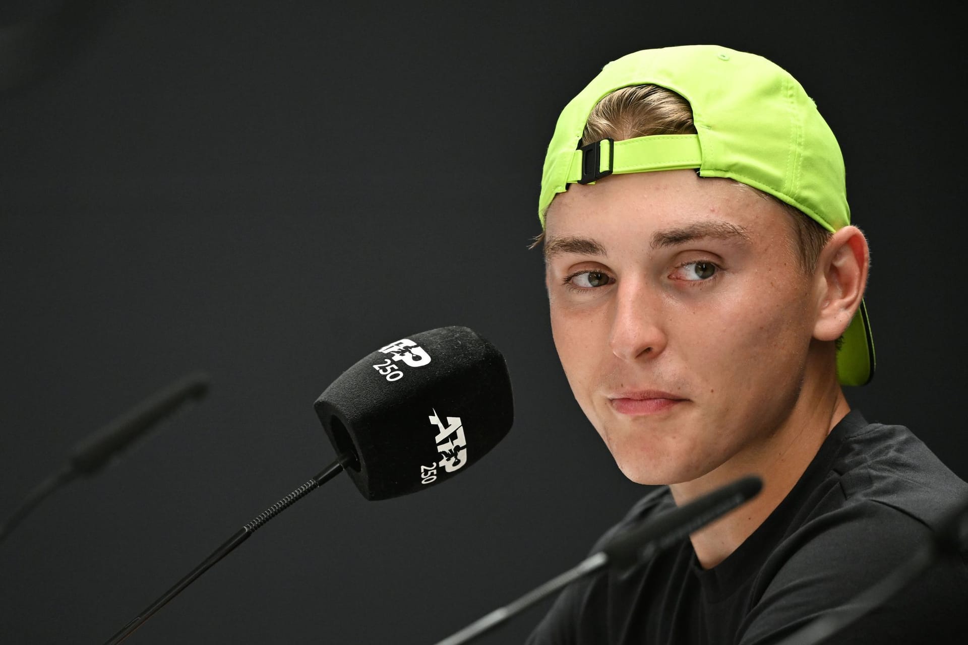 Tennis: ATP-Tour - Stuttgart Tennis: ATP-Tour - Stuttgart
