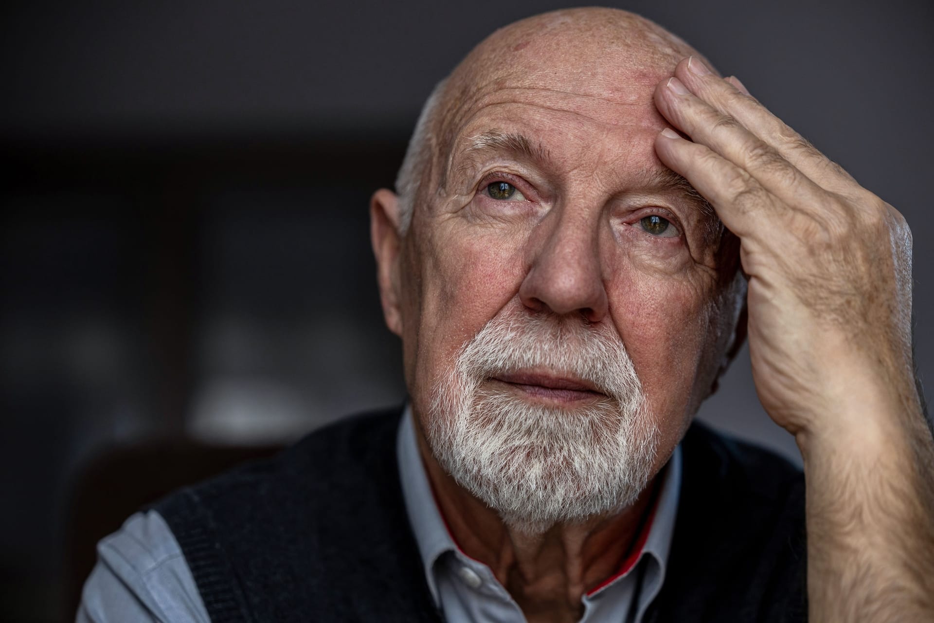 Nachlassendes Gedächtnis: Bei Alzheimer-Betroffenen schreitet der Abbau schneller voran.