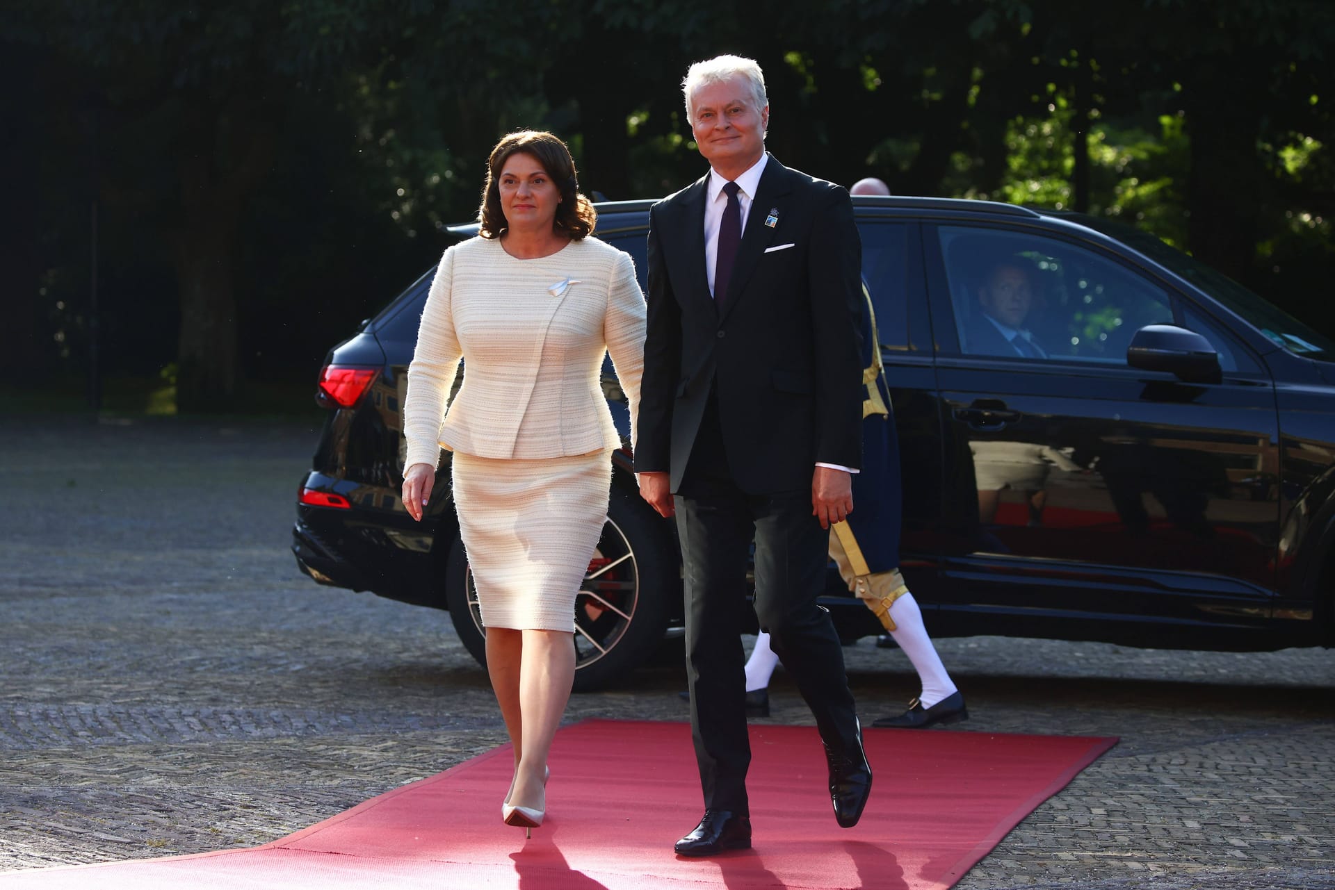 Gitanas Nauseda und Diana Nausediene: Der Präsident von Litauen kam in Begleitung seiner Frau. Gitanas Nauseda und Diana Nausediene: Der Präsident von Litauen kam in Begleitung seiner Frau.