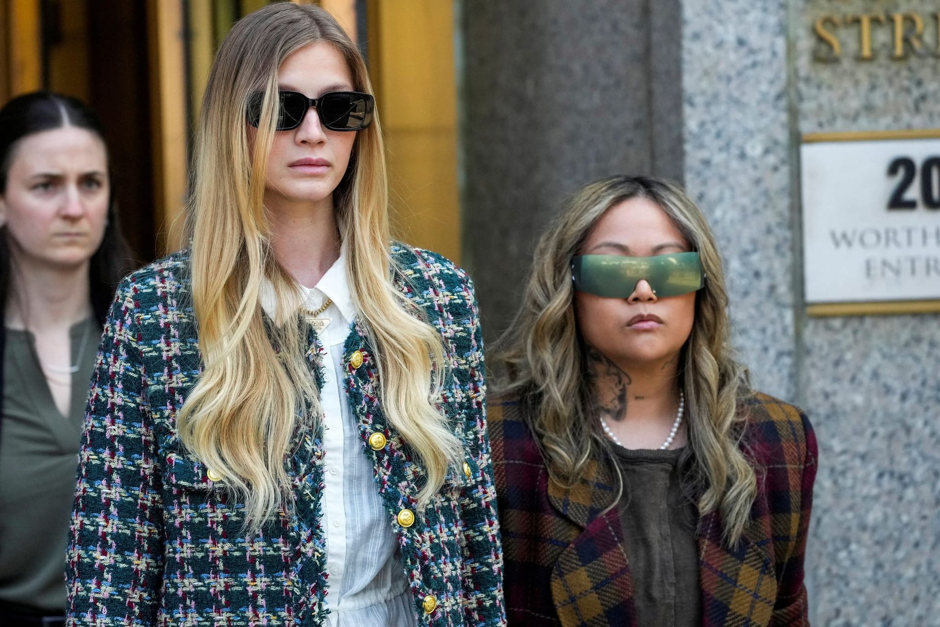 Cassie Venturas Freundin Bryana Bongolan: Hier verlässt sie das Gerichtsgebäude in New York.