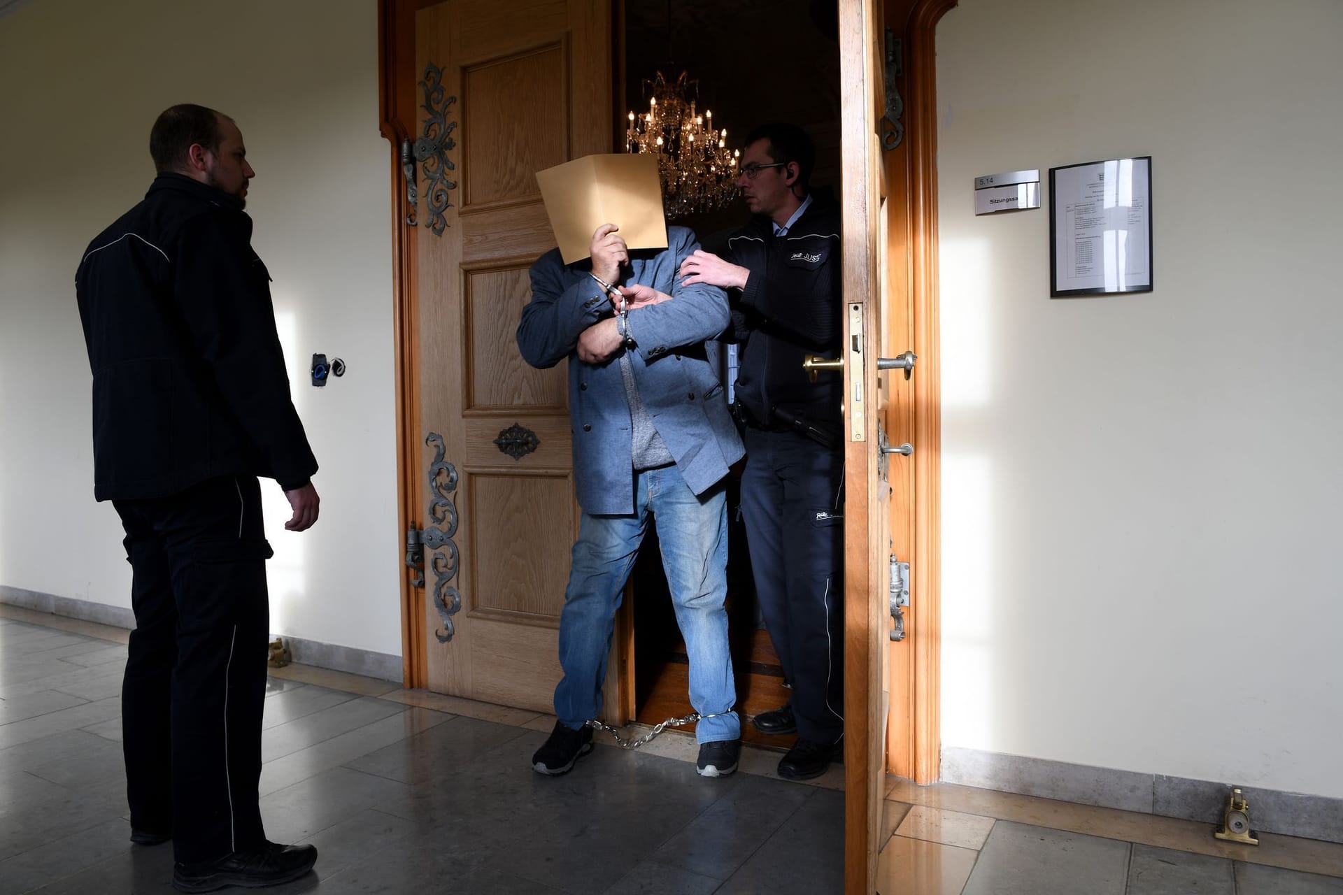 Prozess um die Mordserie