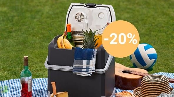 Perfekt fürs Picknick, Camping und Autofahrten: Bei Obi ist nur noch heute eine elektrische Kühlbox von AEG über 20 Prozent günstiger im Angebot.