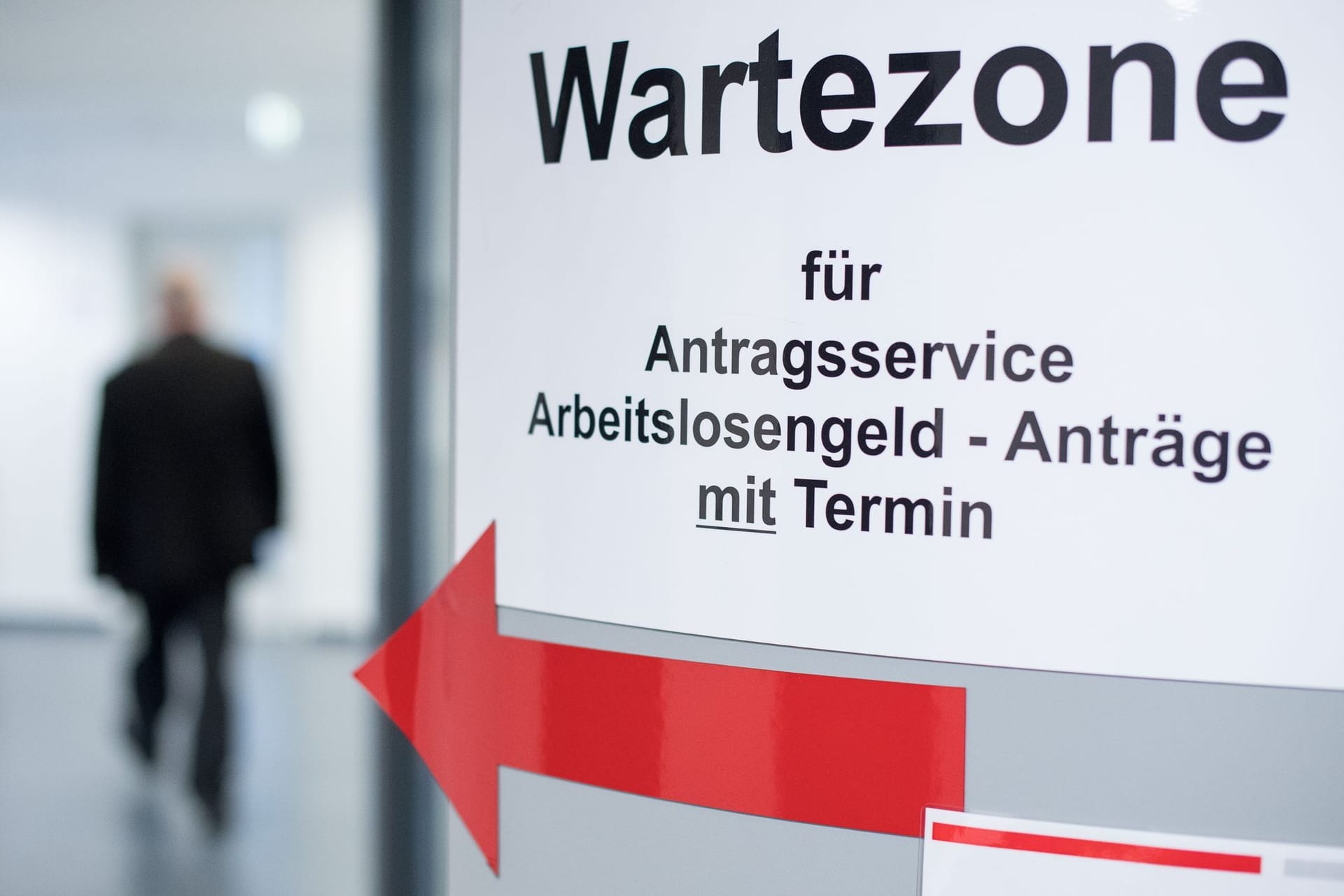 Mehr als drei Millionen Erwerbslose wollen arbeiten