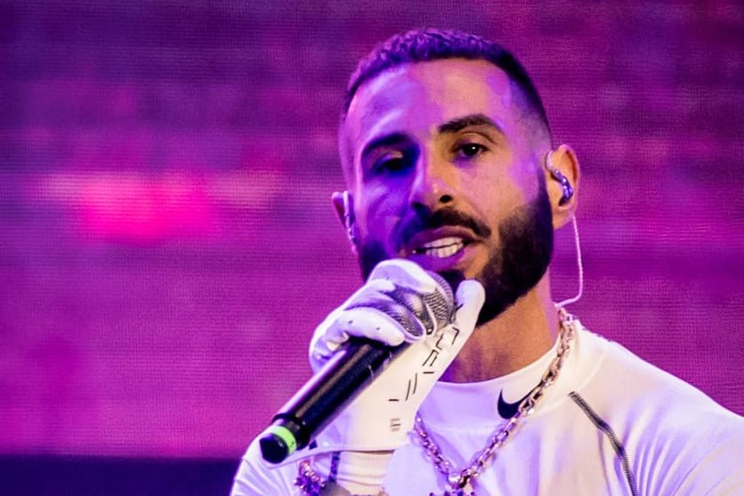 Rapper Shindy bei einem Auftritt (Archivfoto): Ein neues Video des Rappers sorgt für Aufsehen – nicht nur wegen der Musik.