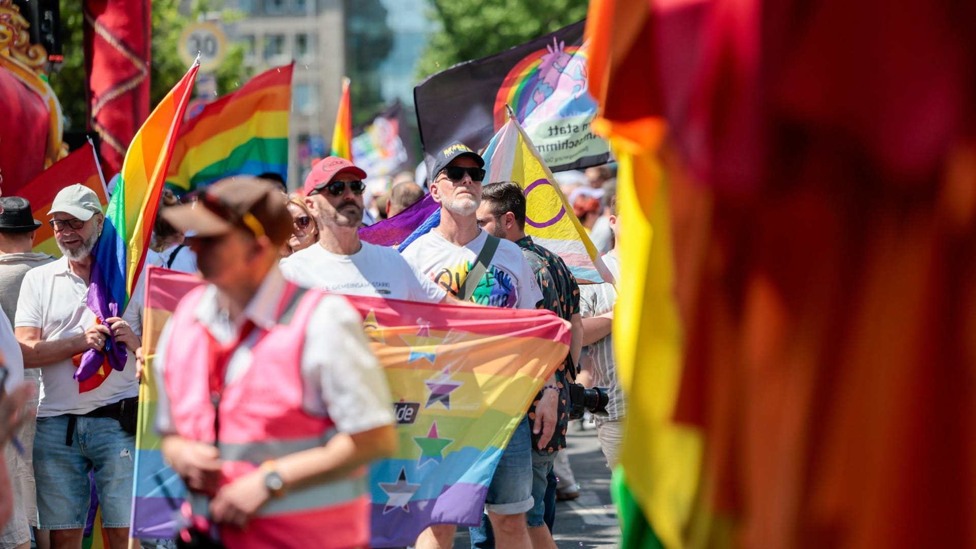 Christopher Street Day - Düsseldorf Christopher Street Day - Düsseldorf