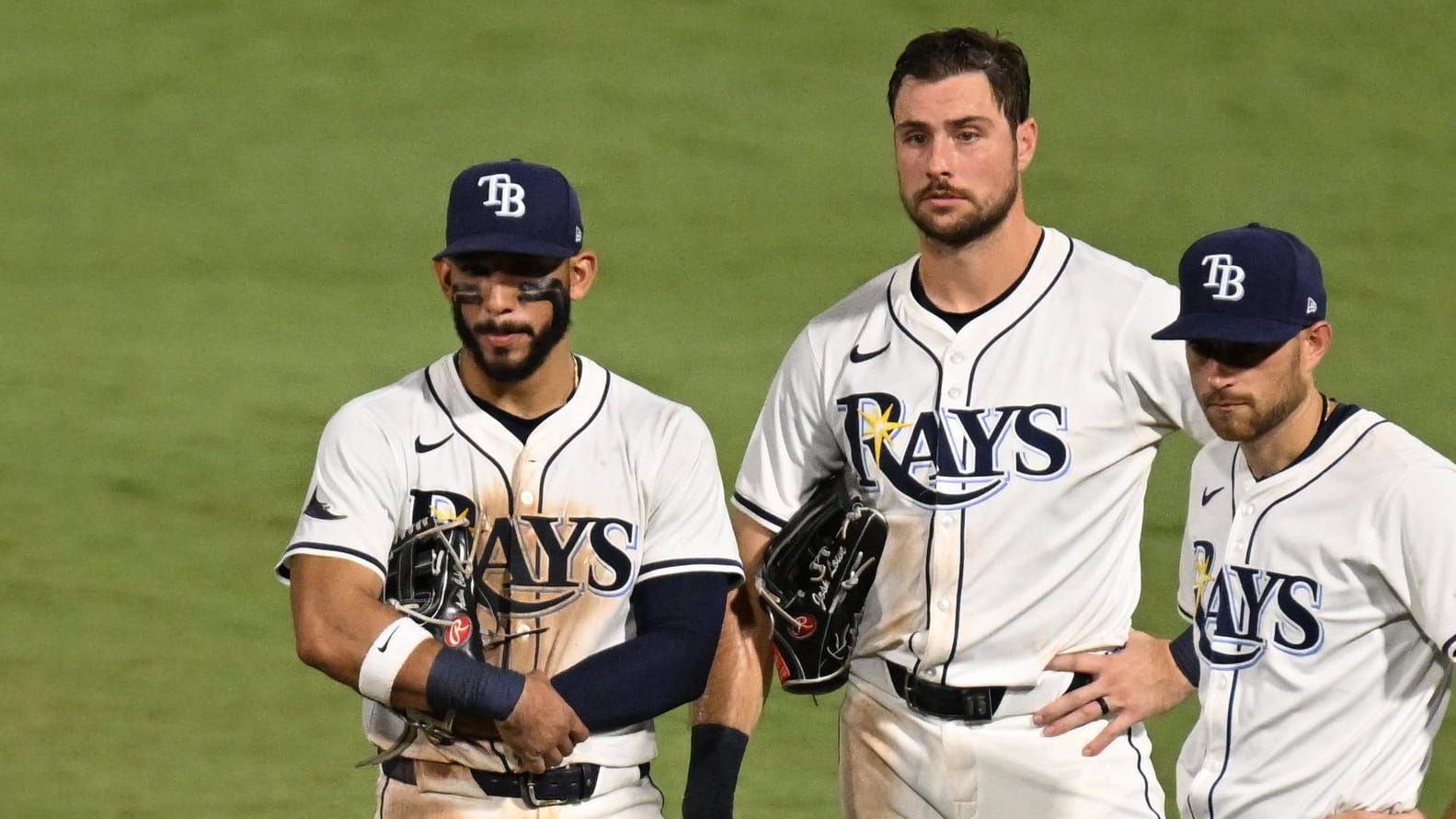 Die Spieler von Tampa Bay: Später knieten sie sich auf den Boden.