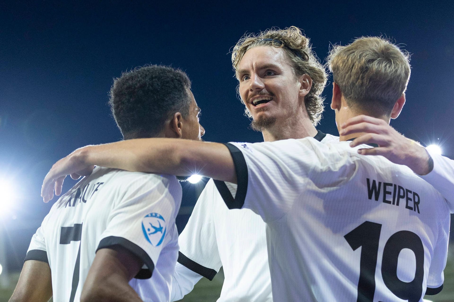 Nick Woltemade (M.): Der Stuttgarter steuerte einen Treffer bei.