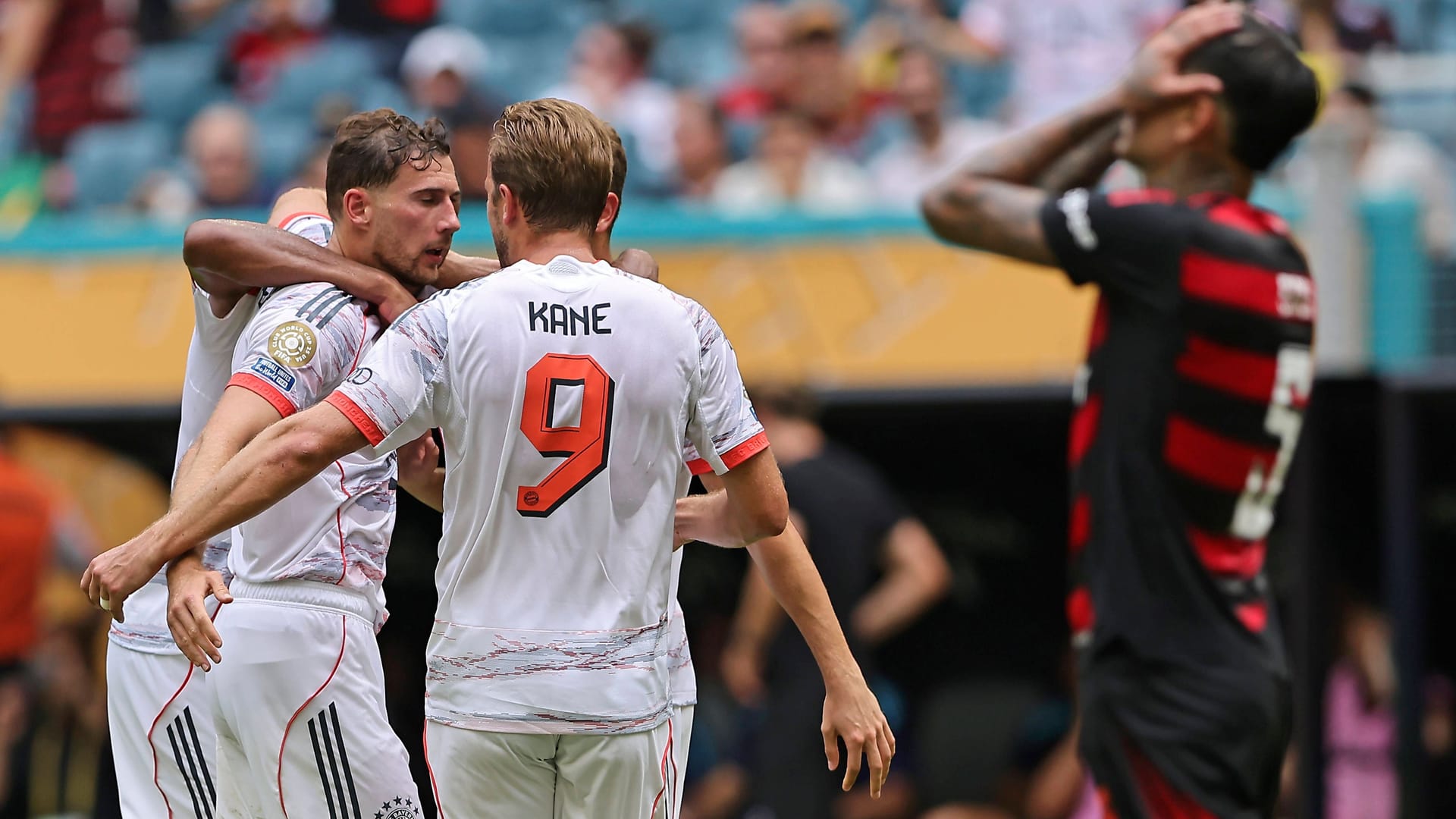 Die Bayern-Spieler feiern ein Tor gegen Flamengo: Gegen die Brasilianer erreichte der Rekordmeister das Viertelfinale.