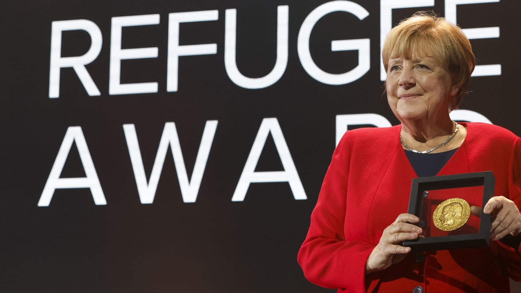 Ex-Kanzlerin Merkel bei einer Preisverleihung Ex-Kanzlerin Merkel bei einer Preisverleihung