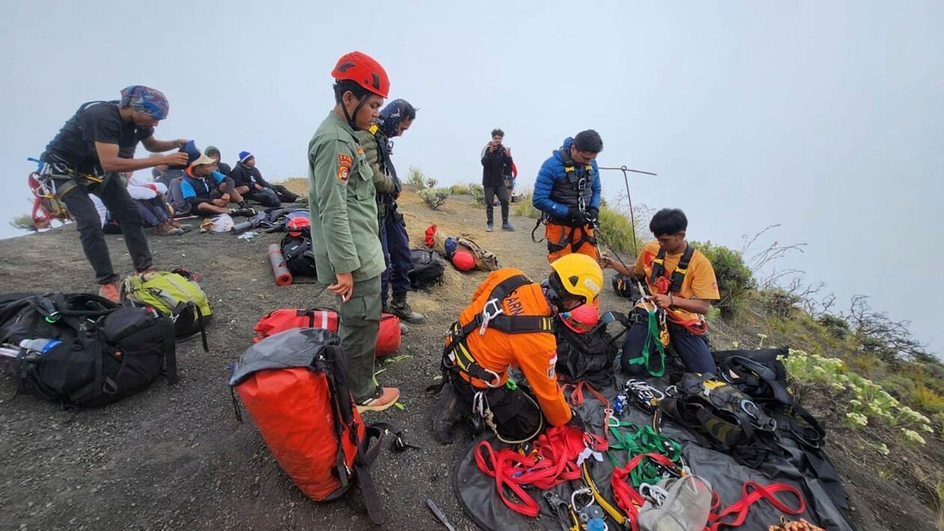 Touristin bei Bergtour in Indonesien tödlich verunglückt