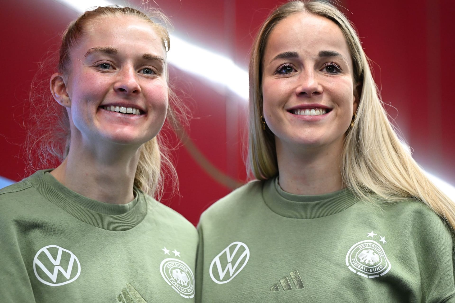 Janina Minge und Giulia Gwinn