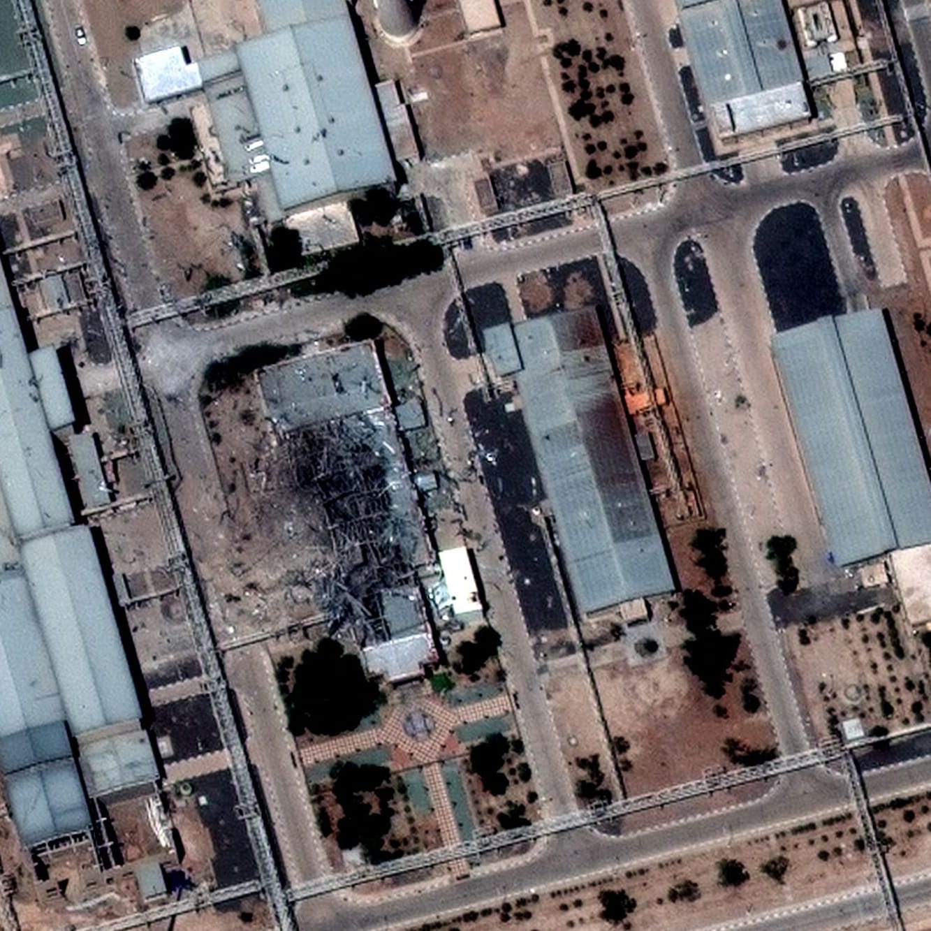 IRAN-NUCLEAR/ISFAHAN-NATANZ SATELLITE