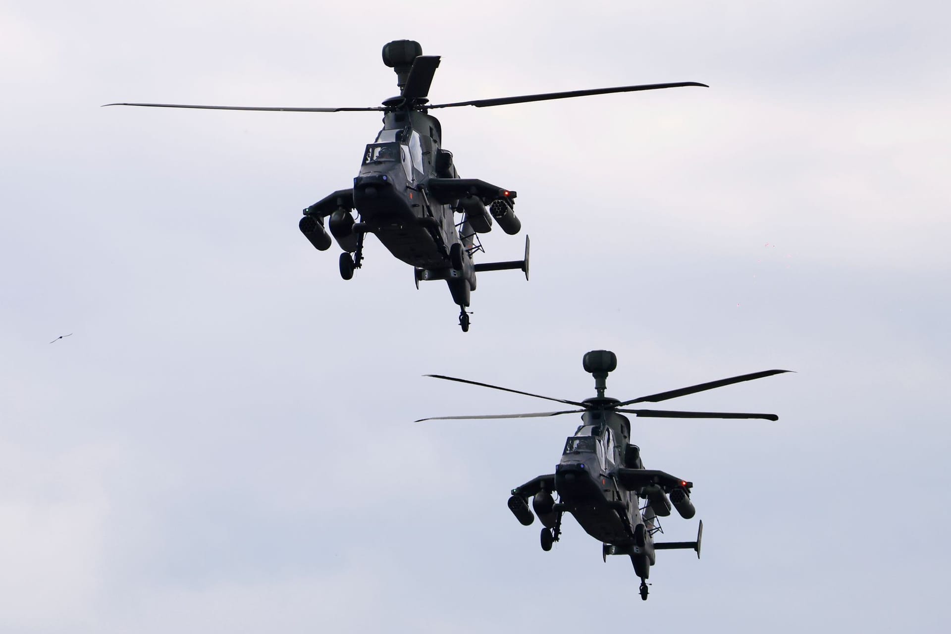 Tiger-Kampfhubschrauber der deutschen Luftwaffe bei der Indienststellung der deutschen Brigade für die Nato-Ostflanke in Vilnius.