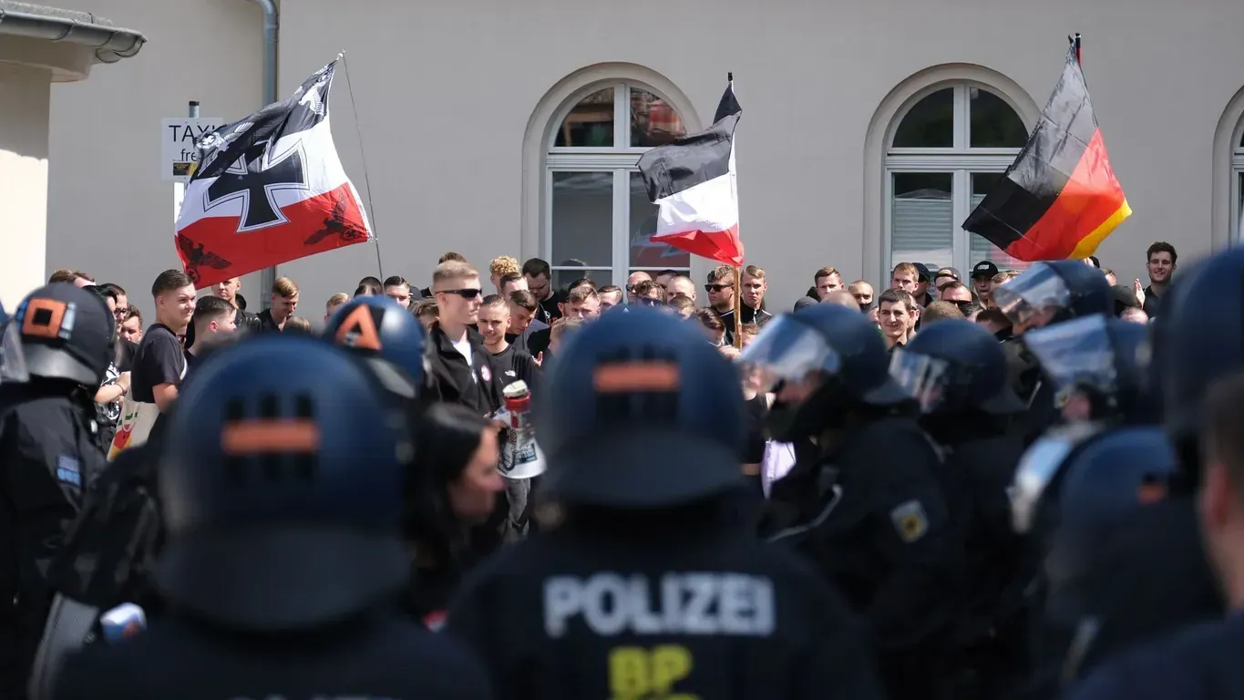 Rechtsextreme bei CSD 2024 in Bautzen (Archivbild): Rechtsextreme bei CSD 2024 in Bautzen (Archivbild):