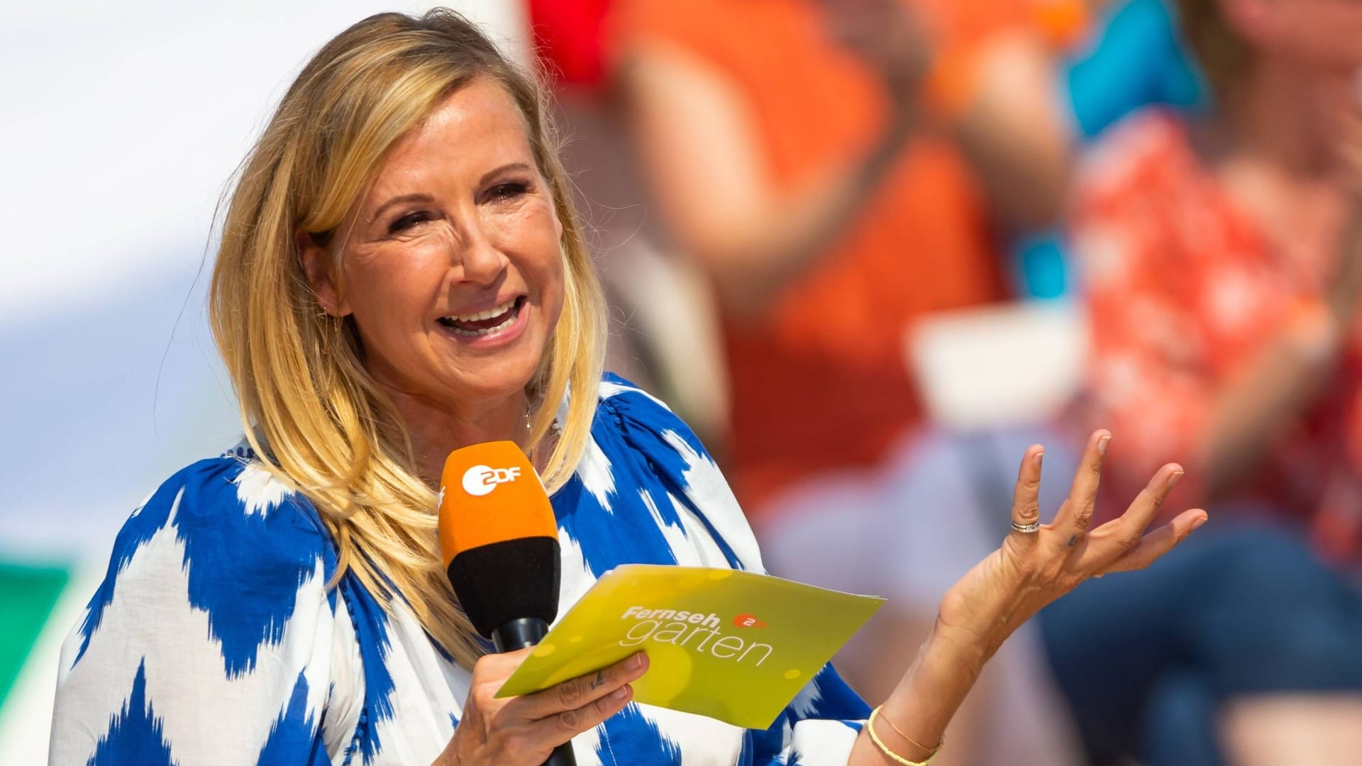 Andrea Kiewel: Seit 25 Jahren steht sie für den "Fernsehgarten" vor der Kamera.