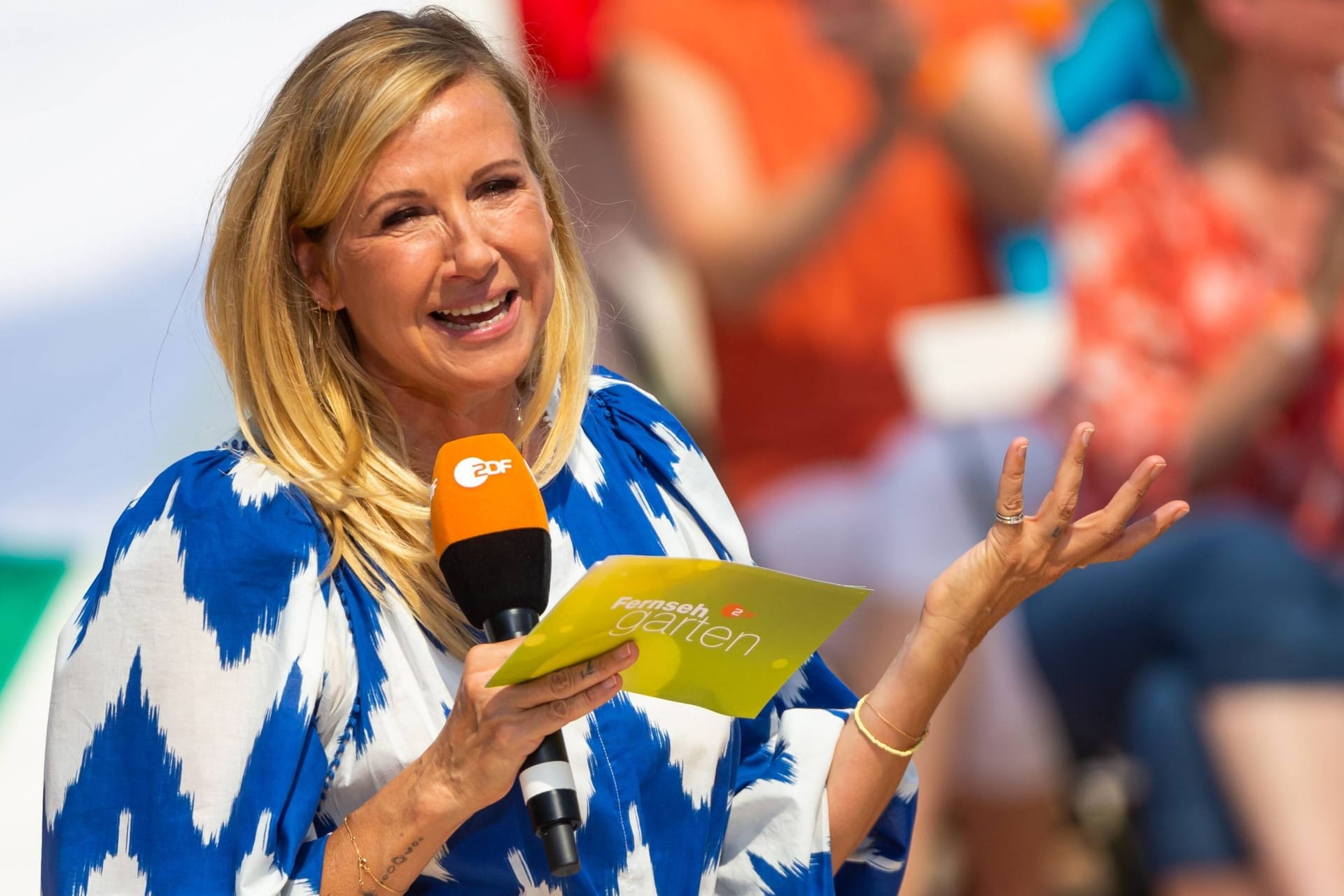 Andrea Kiewel: Seit 25 Jahren steht sie für den "Fernsehgarten" vor der Kamera.