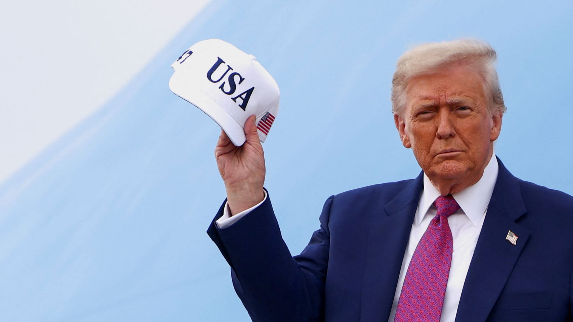 Donald Trump: Der US-Präsident setzt seine "America-First"-Politik um. Donald Trump: Der US-Präsident setzt seine "America-First"-Politik um.