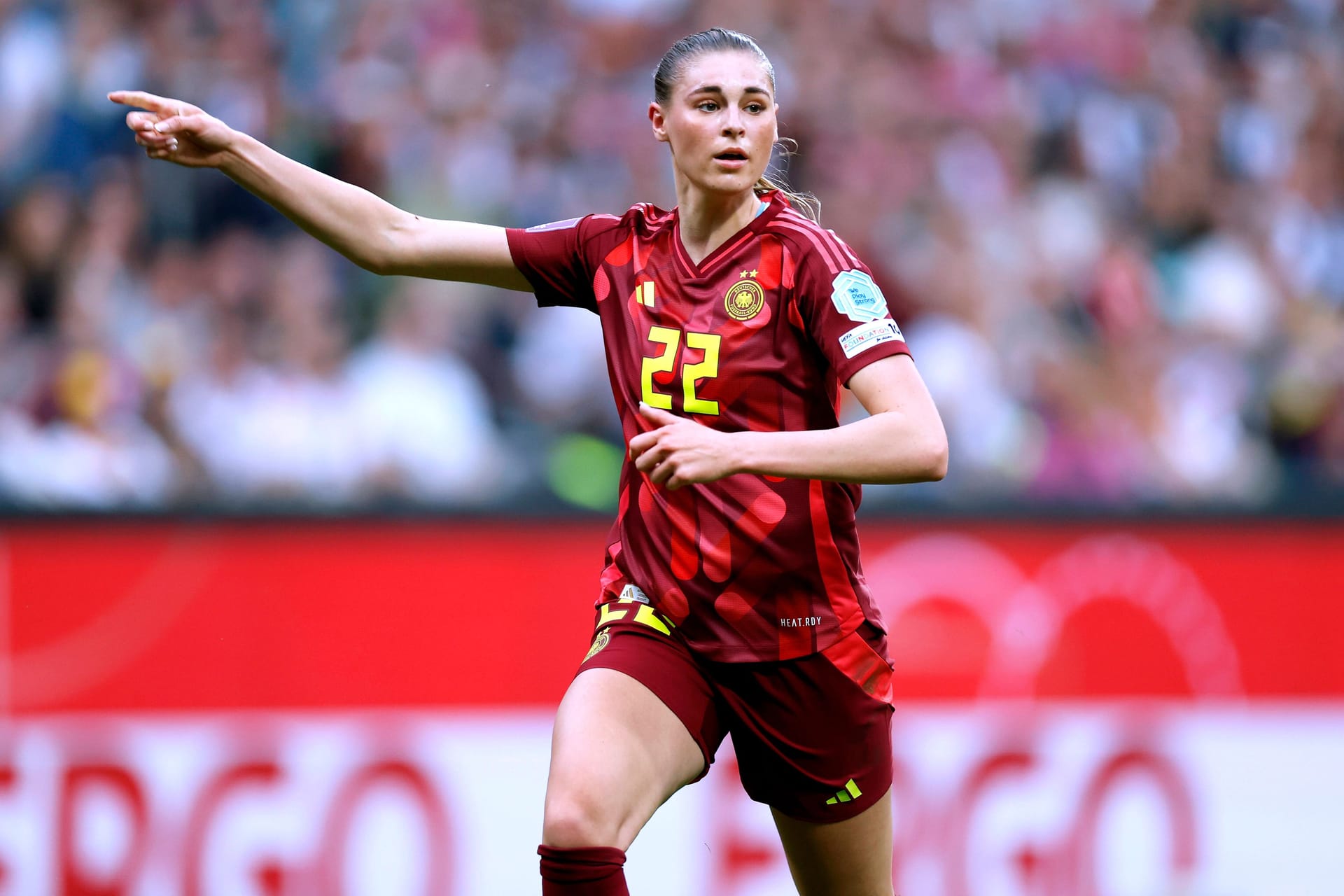 Jule Brand: Angriff, VfL Wolfsburg (künftig Olympique Lyon) Jule Brand: Angriff, VfL Wolfsburg (künftig Olympique Lyon)