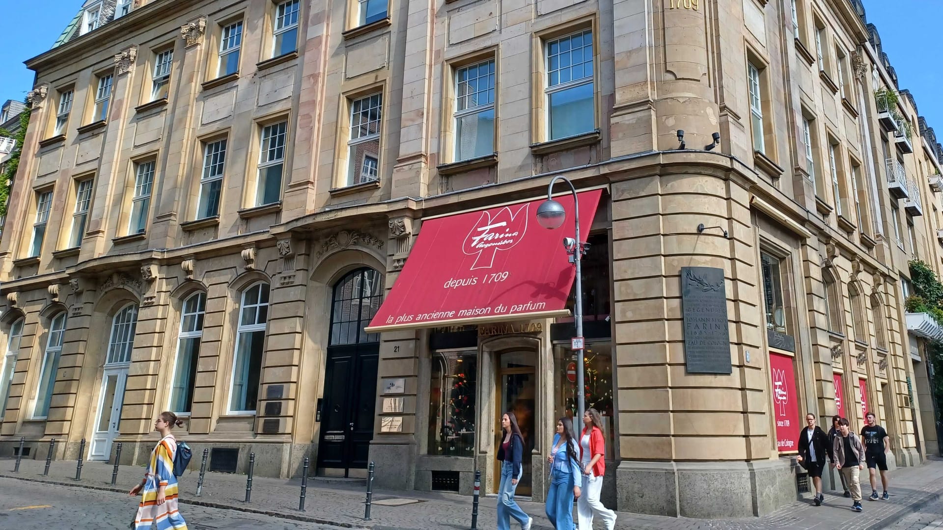 Das Farina-Haus in der Kölner Innenstadt: Das Gebäude umfasst Büros, das Duftmuseum und einen Verkaufsraum.