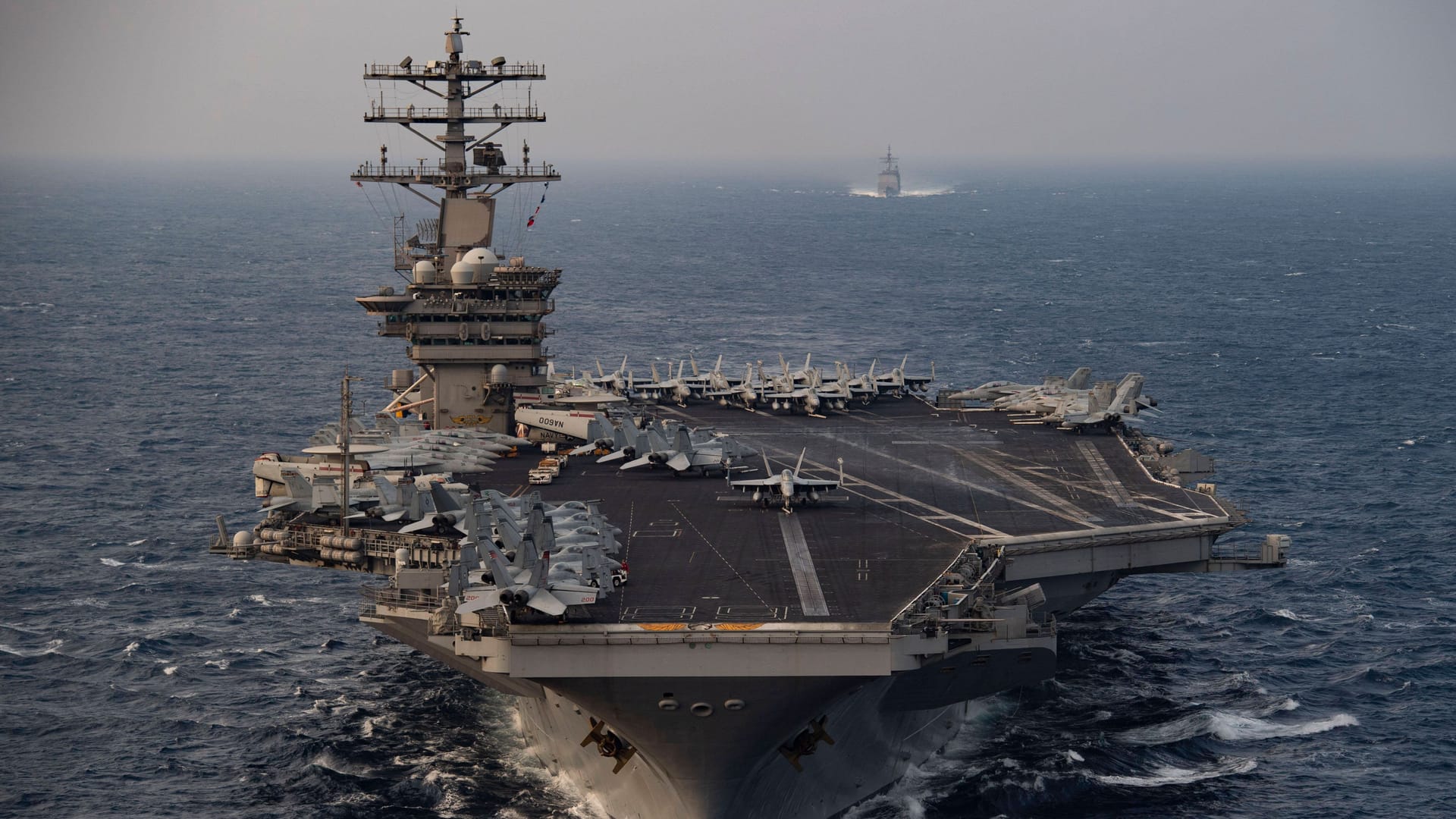Amerikanischer Flugzeugträger USS Nimitz: Verlegung in den Nahen Osten.