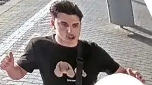 Fahndungsbild des Verdächtigen.