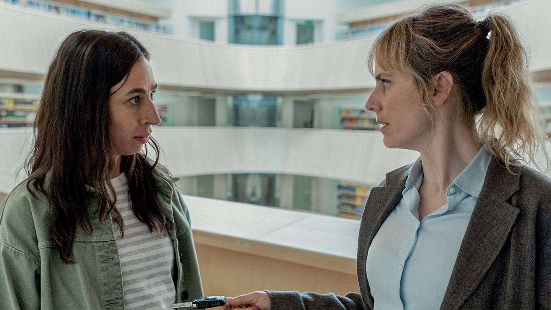 Carol Schuler als Kommissarin Tess Ott und Anna Pieri Zuercher als Kommissarin Isabelle Grandjean: Die Ermittlerinnen kommen nicht bei allen Zuschauern gut an.
