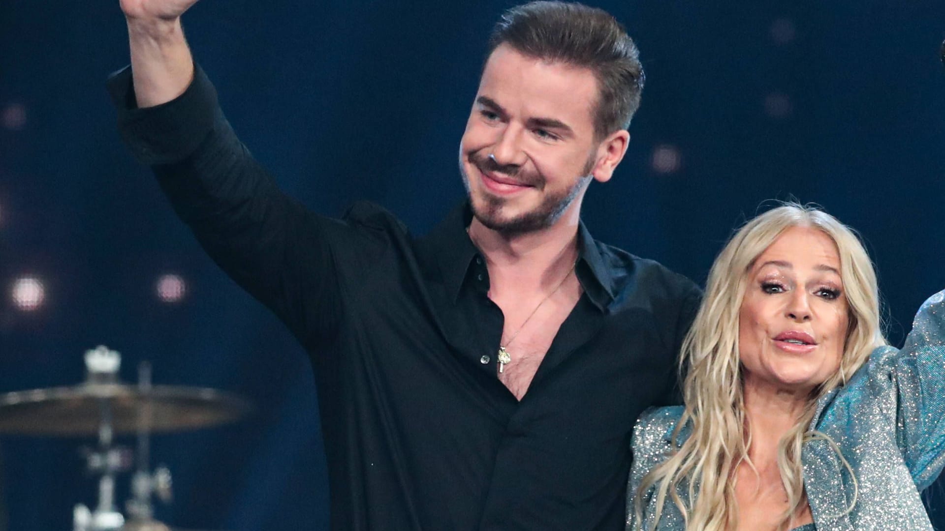 Eric Philippi und Michelle sind verlobt. Eric Philippi und Michelle sind verlobt.