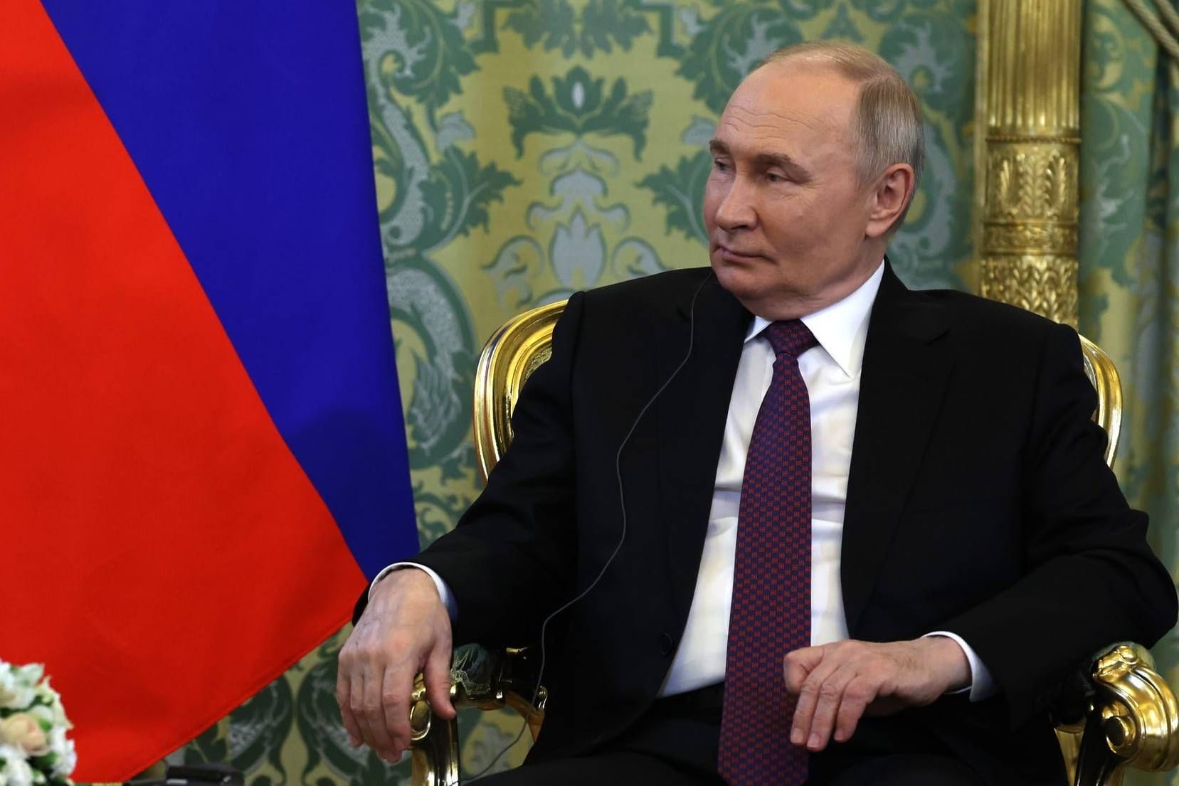 Wladimir Putin: Der Kreml-Chef hat nach den ukrainischen Angriffen auf militärische Ziele in Russland Vergeltung angekündigt.