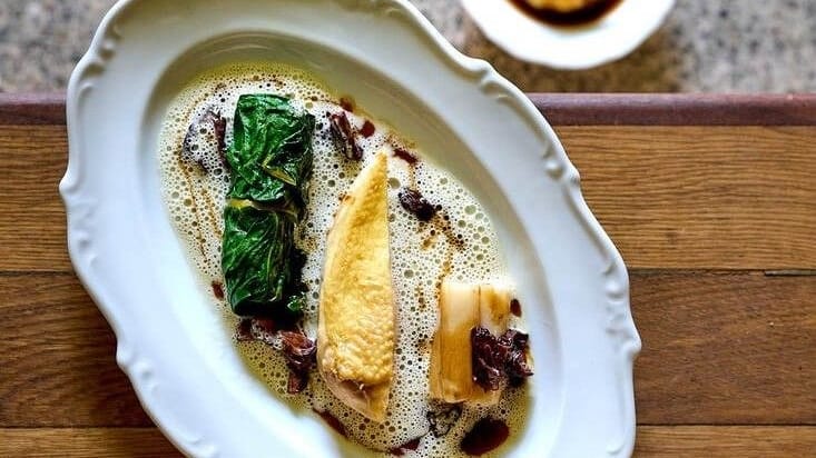 Ein Gericht im Restaurant "Das Obers": Das Lokal bietet auch ein Fünf-Gänge-Überraschungsmenü. Ein Gericht im Restaurant "Das Obers": Das Lokal bietet auch ein Fünf-Gänge-Überraschungsmenü.