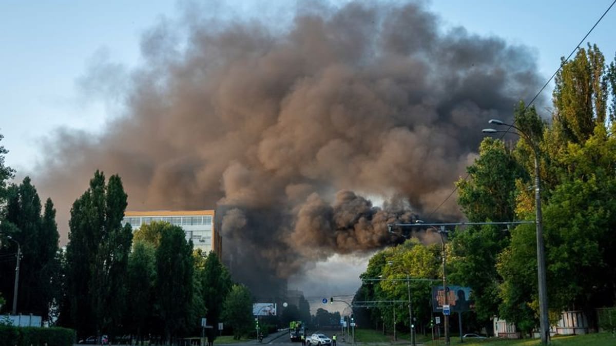 Kiev'e büyük bir Rus saldırısından sonra en az 14 ölüm
