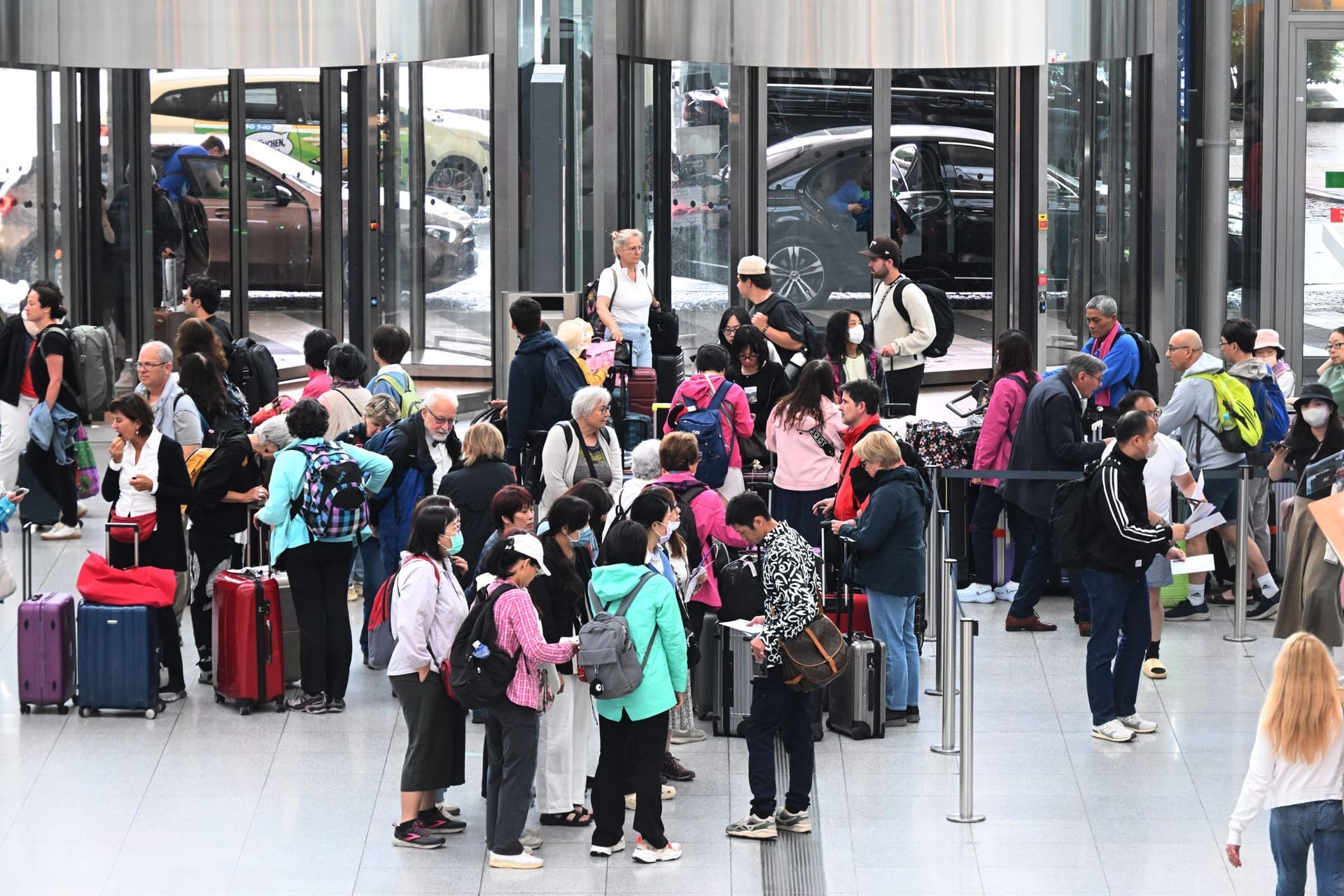 Flughafen München - Reiseverkehr zu Pfingsten Flughafen München - Reiseverkehr zu Pfingsten