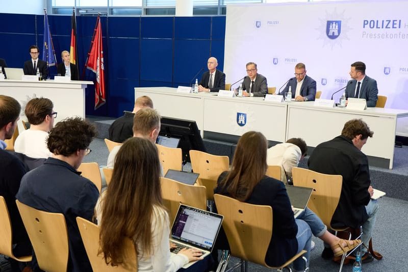 Pressekonferenz in Hamburg zu "White Tiger" und "Gruppe 764": Die Ermittler stellten erste Ermittlungsergebnisse vor.