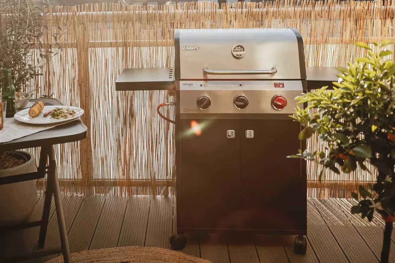 Der Chicago-Gasgrill eignet sich ideal für Grillrunden bis zu sechs Personen.