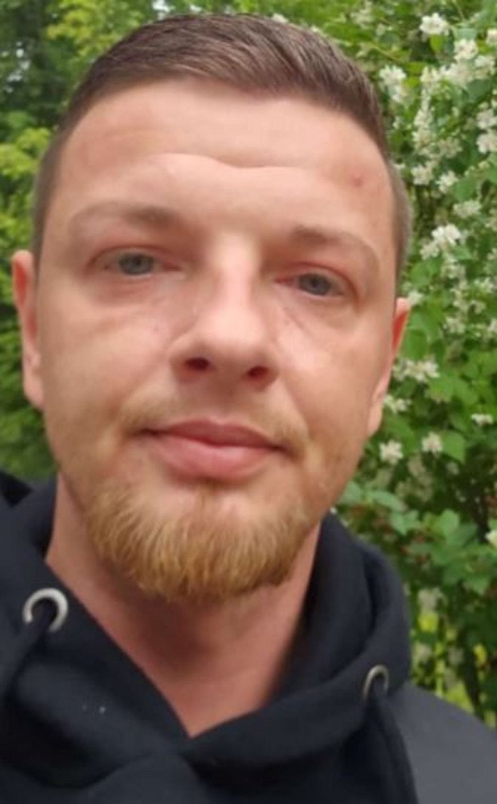 Mit diesem Foto fahndet die Polizei in Sachsen-Anhalt nach Andy B. Mit diesem Foto fahndet die Polizei in Sachsen-Anhalt nach Andy B.