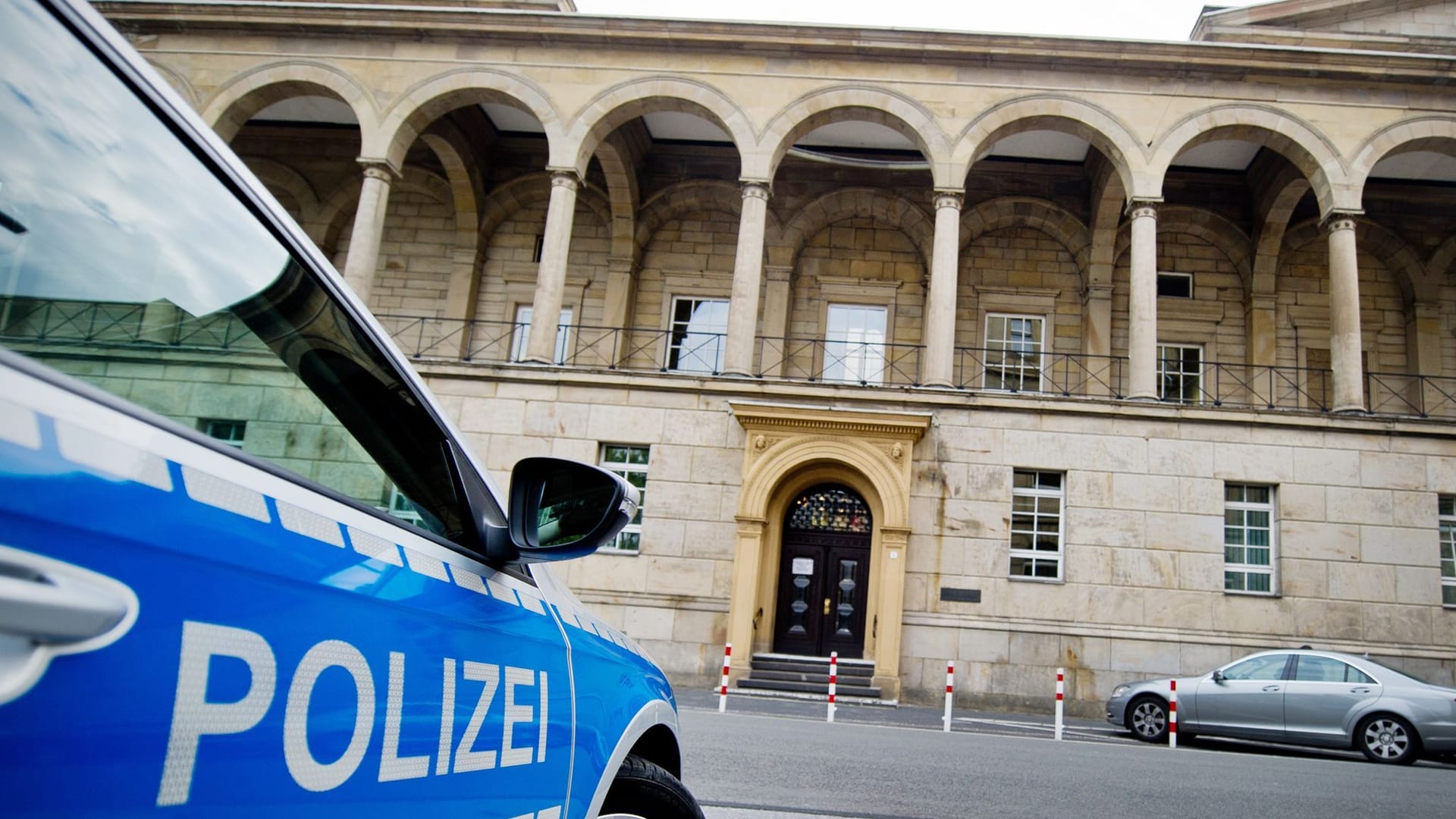 Urteil nach tödlicher Messerattacke in Hinterhof Urteil nach tödlicher Messerattacke in Hinterhof
