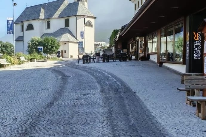 San Vito di Cadore: Der jüngste Felssturz hat eine große Menge Staub aufgewirbelt.