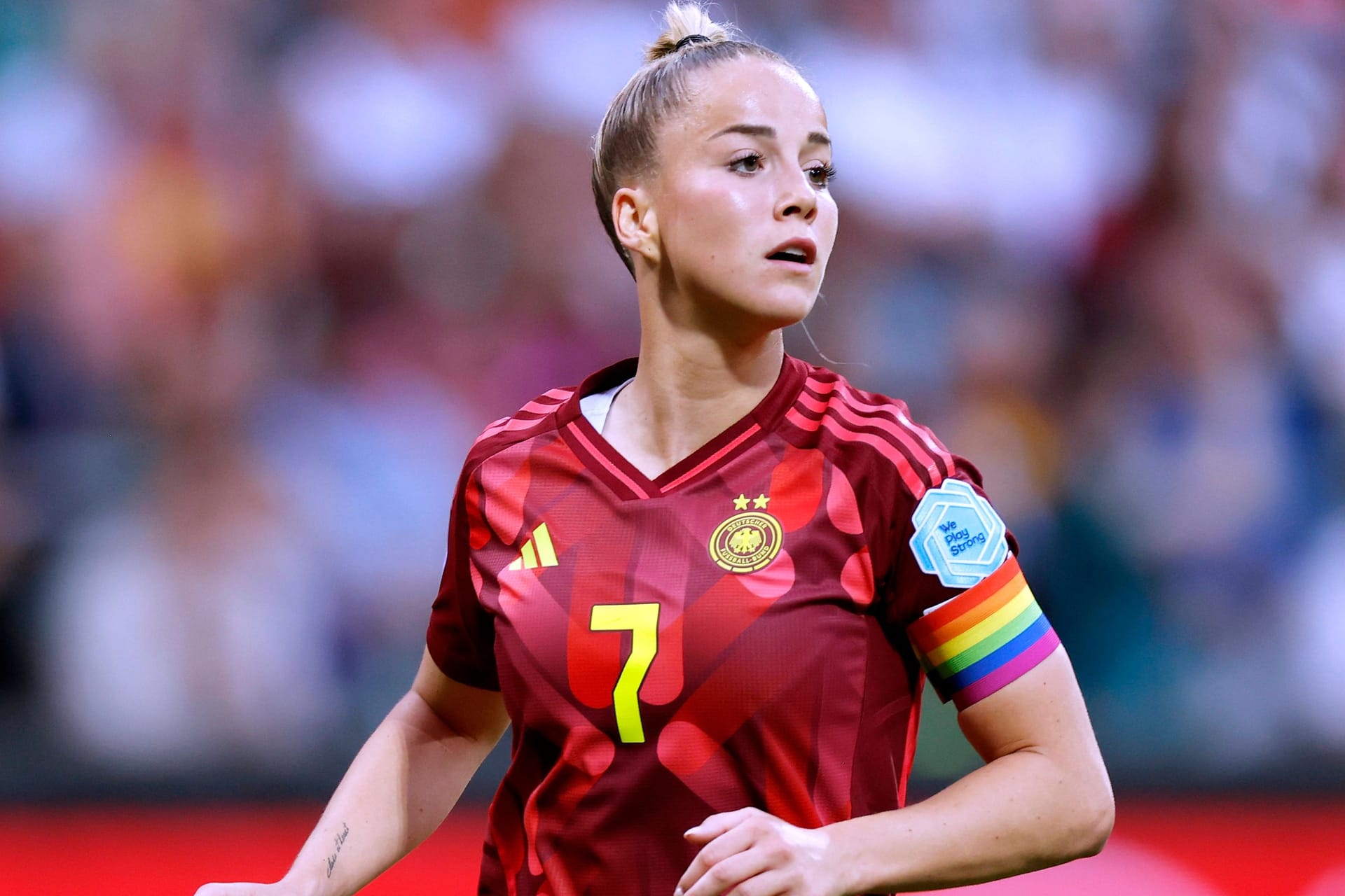 Giulia Gwinn: Abwehr, FC Bayern