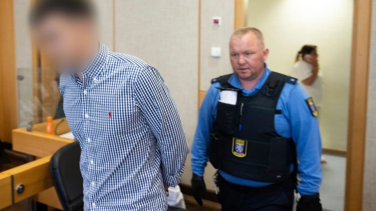prozess-in-frankfurt-fu-balltrainer-gesteht-sexuellen-missbrauch