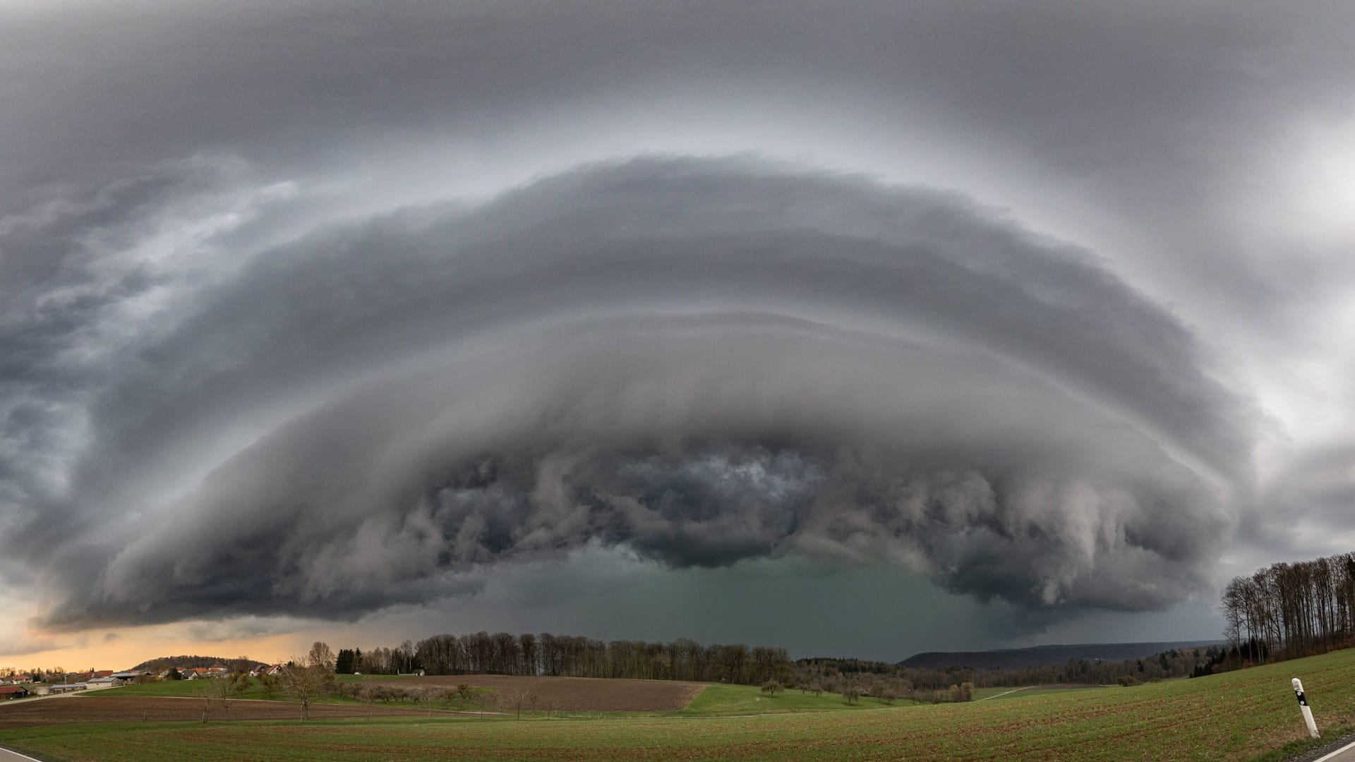 Superzelle (Archivbild): Solche rotierenden Unwettergetüme bringen Tornado-Gefahr.
