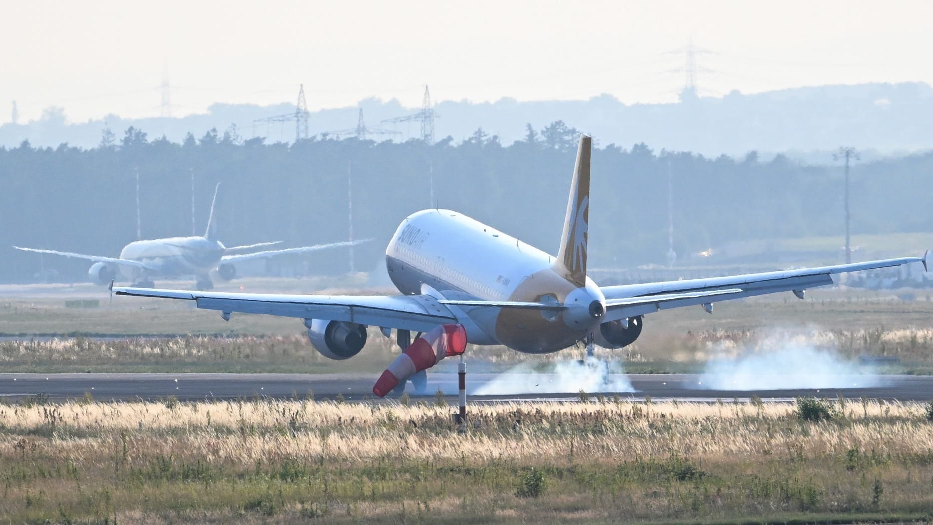 Sonderflug aus Jordanien nach Frankfurt Sonderflug aus Jordanien nach Frankfurt