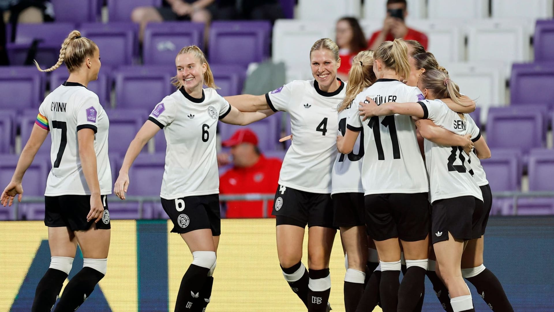 Deutschland jubelt: Gegen Österreich gelingt dem DFB-Team ein Traumstart.