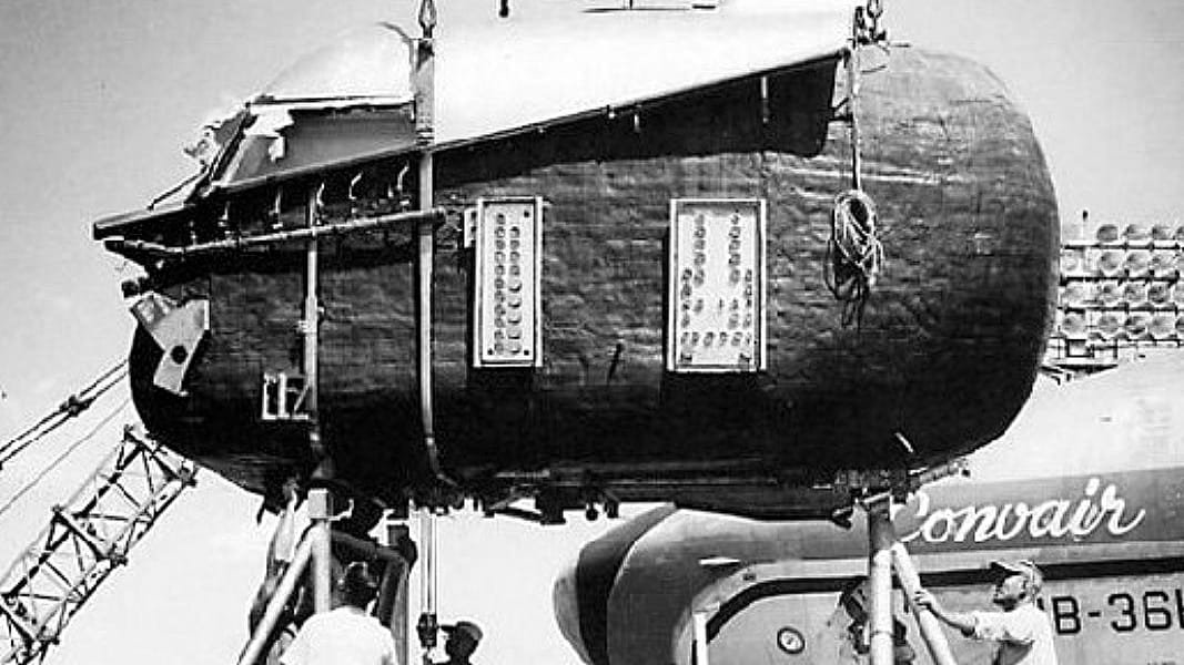 Convair NB-36H: Das Cockpit der Maschine war stark geschützt.