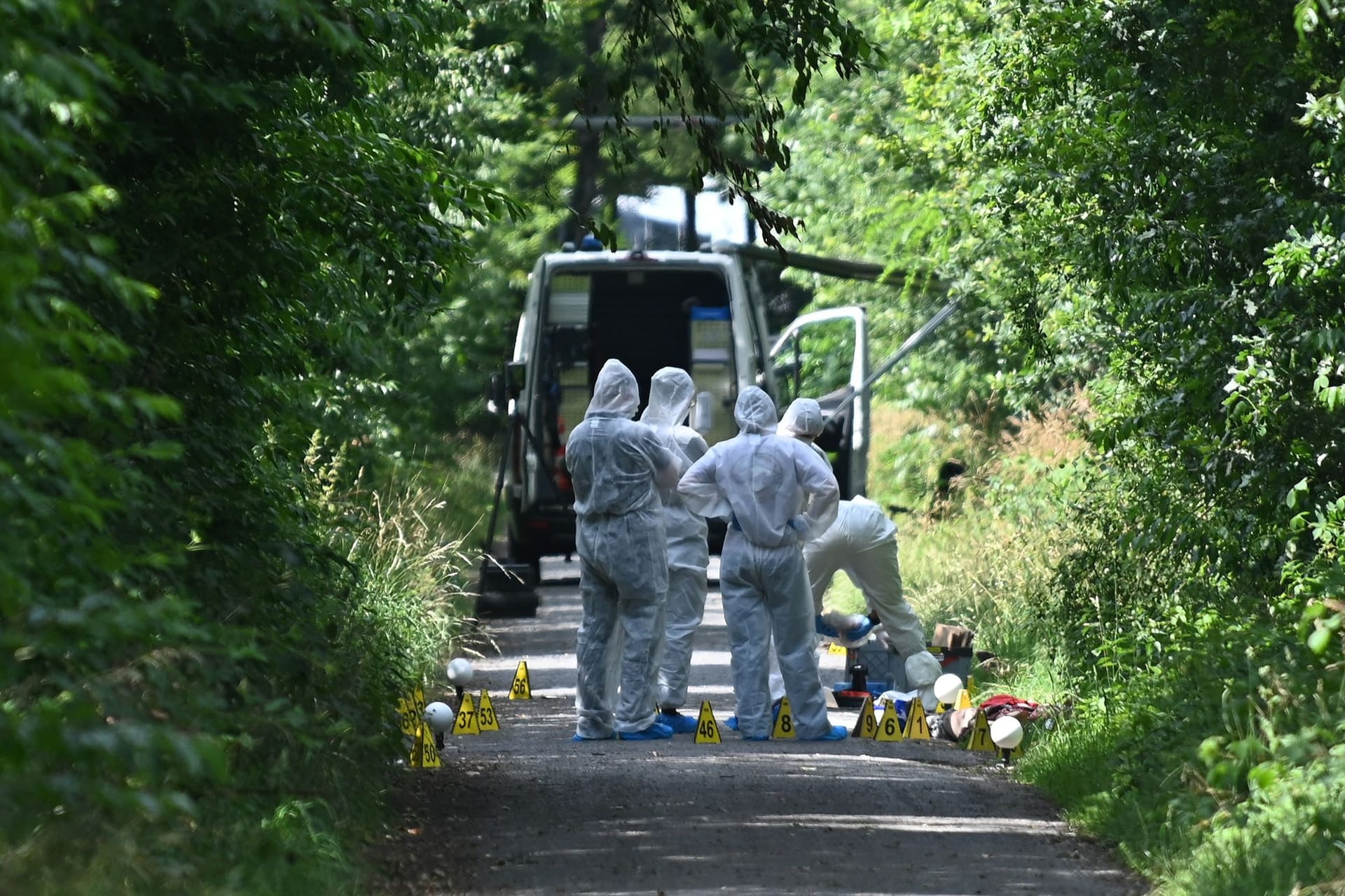 Tote Frau und totes Kleinkind an Weltweg in Dorsten gefunden Tote Frau und totes Kleinkind an Weltweg in Dorsten gefunden